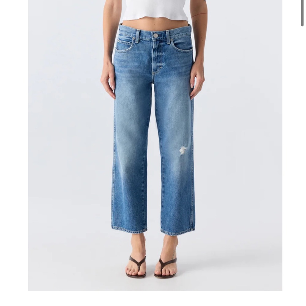 AMO Billie Mid-Rise Jeans size 26